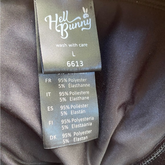 NWT Hell Bunny keyhole velvet top - Picture 5 of 10